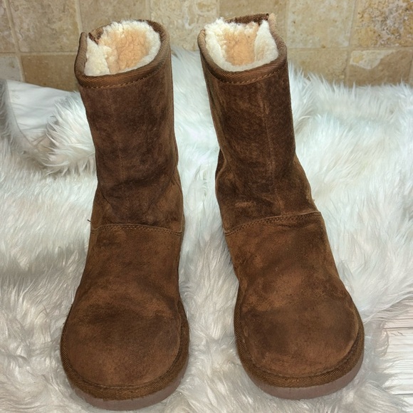 UGG Leather Australia Mayfaire Boots Chestnut Brown Side Zipper Women’s … - Picture 1 of 10